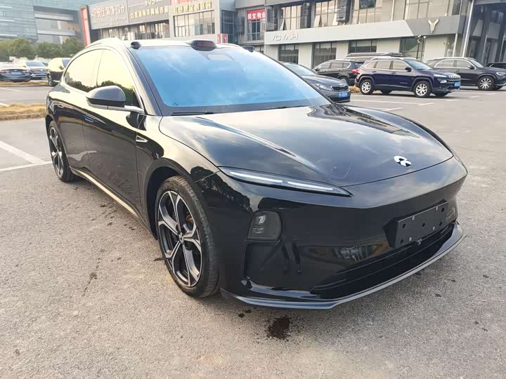 Фото 3 - Nio ET5T