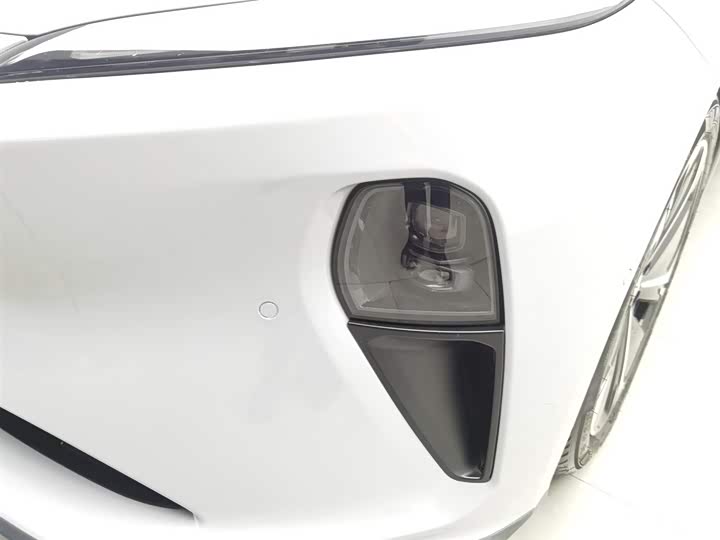 Фото 7 - Nio ET5T