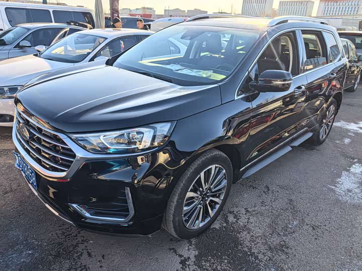 Фото 1 - Ford Edge