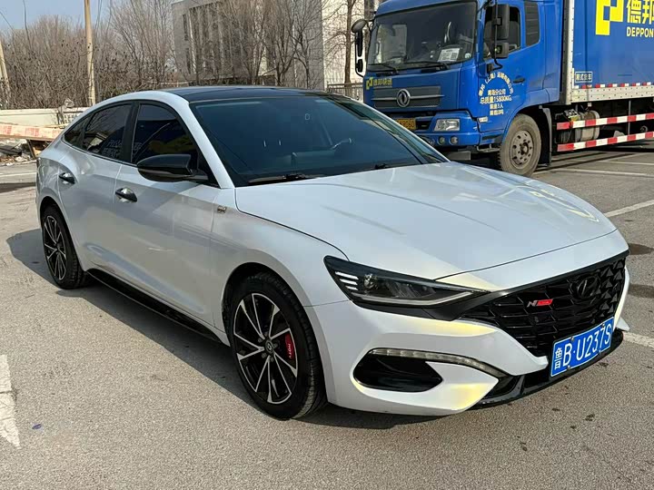 Фото 3 - Hyundai Lafesta