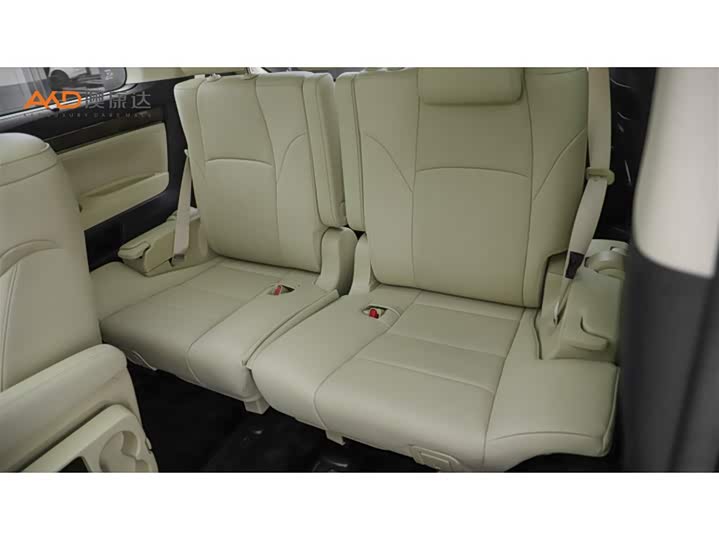 Фото 9 - Toyota Alphard