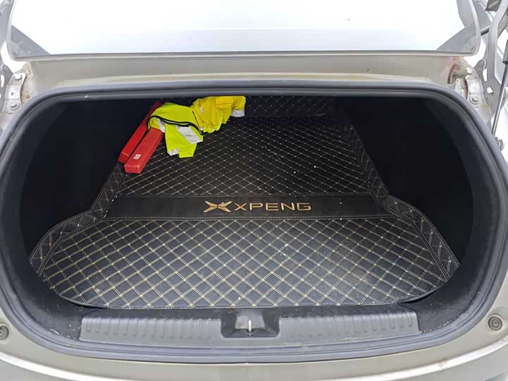 Фото 7 - XPeng P7