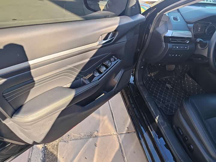 Фото 8 - Nissan Teana