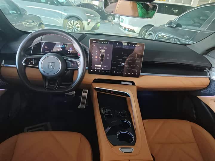 Фото 9 - Zeekr 001