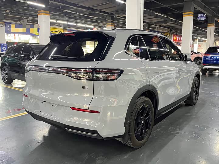 Фото 4 - Geely Galaxy E5