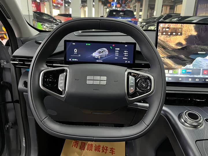 Фото 7 - Geely Galaxy E5