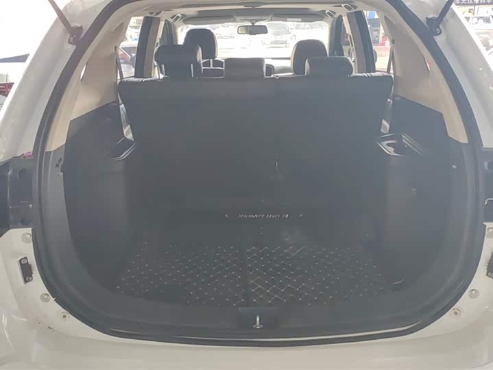 Фото 4 - Mitsubishi Outlander