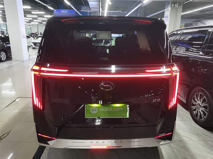 Фото 6 - GAC Trumpchi E9