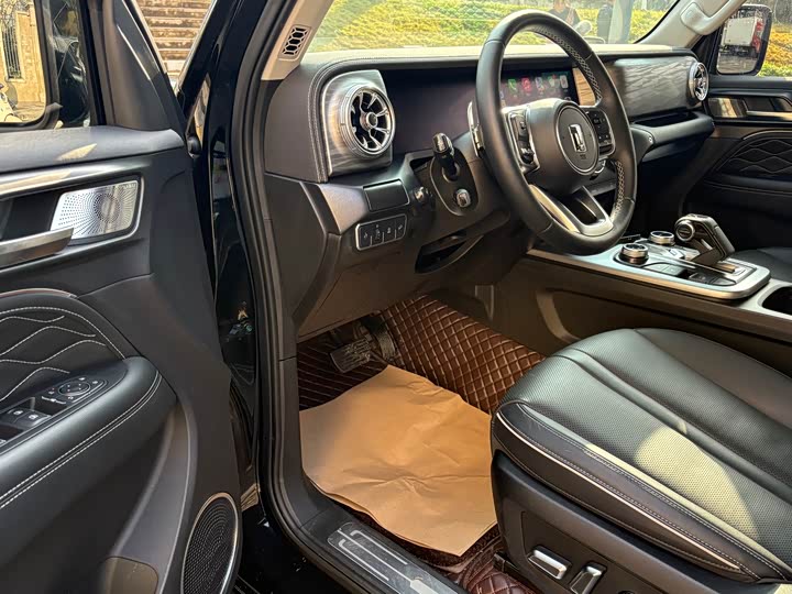 Фото 5 - Tank 300