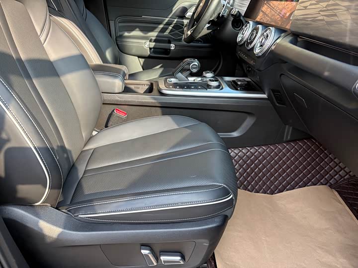 Фото 6 - Tank 300