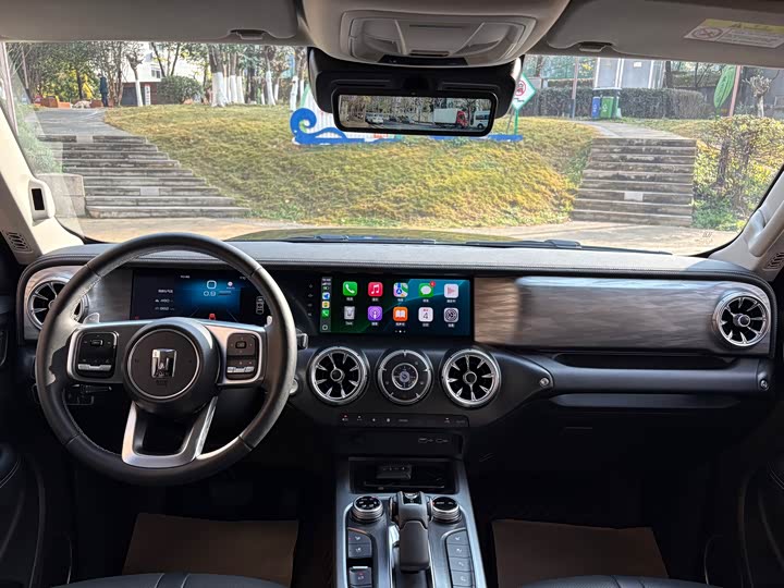 Фото 8 - Tank 300