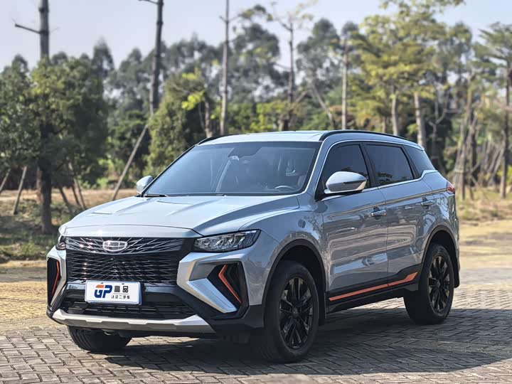 Фото 1 - Geely Atlas