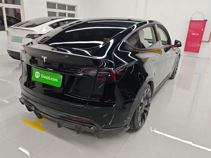 Фото 7 - Tesla Model Y