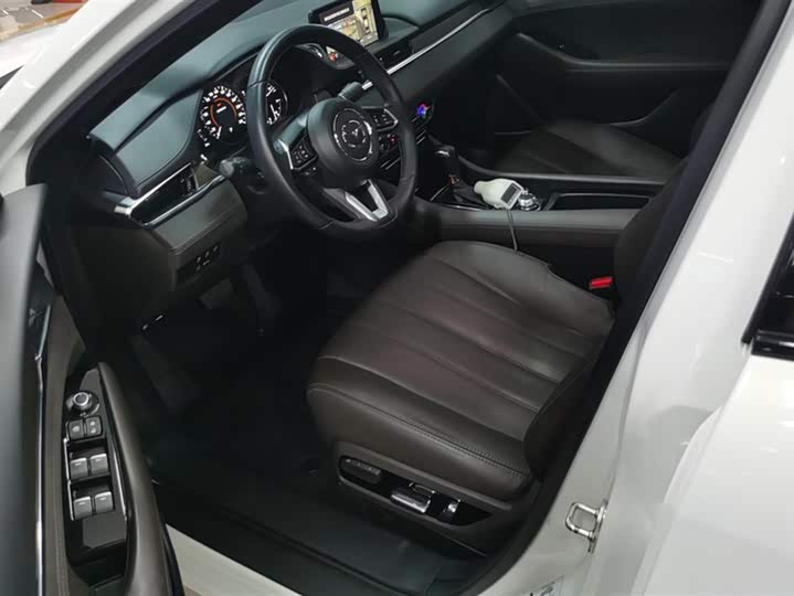 Фото 9 - Mazda Atenza