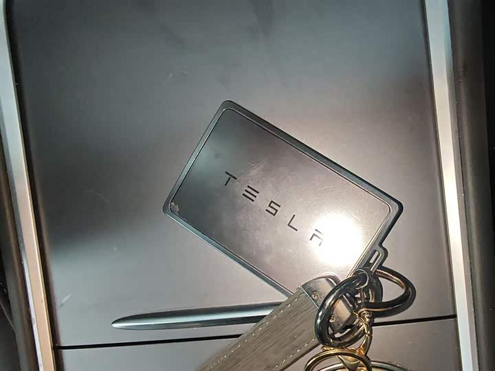 Фото 9 - Tesla Model Y