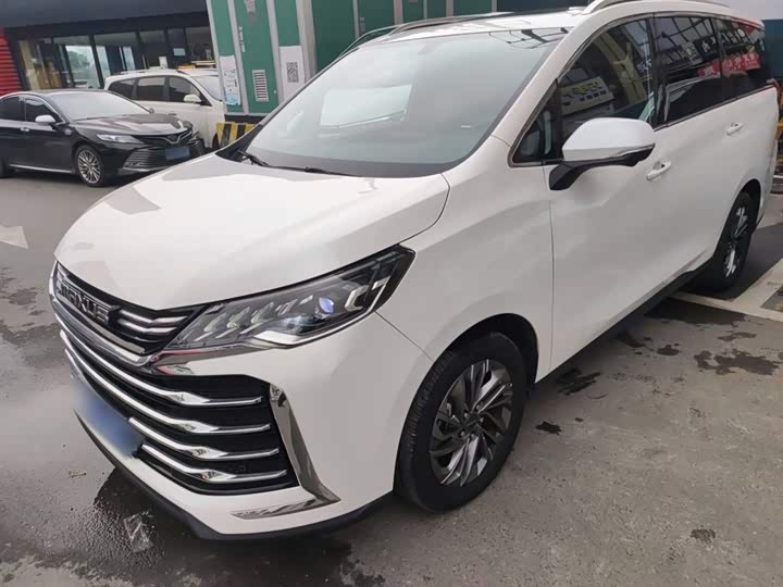 Фото 2 - Maxus G50