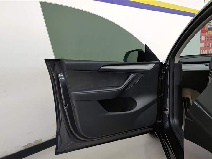 Фото 7 - Tesla Model Y