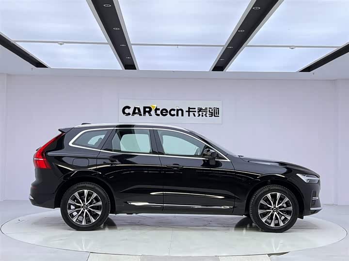 Фото 6 - Volvo XC60