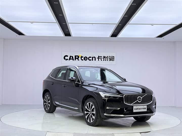 Фото 7 - Volvo XC60