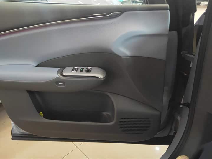 Фото 7 - XPeng G7