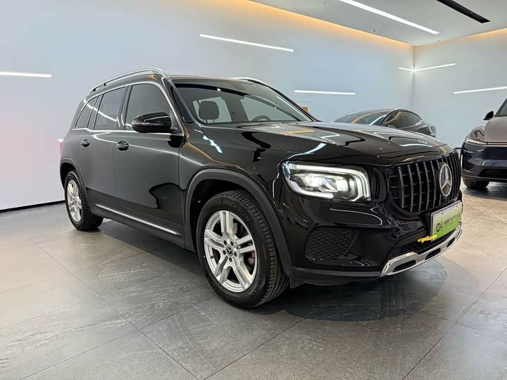 Фото 3 - Mercedes-Benz GLB-Class