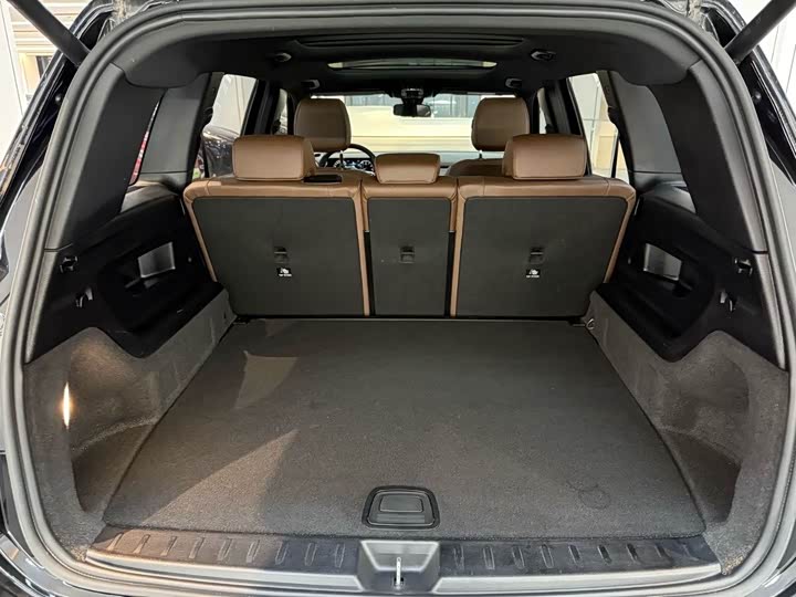 Фото 8 - Mercedes-Benz GLB-Class