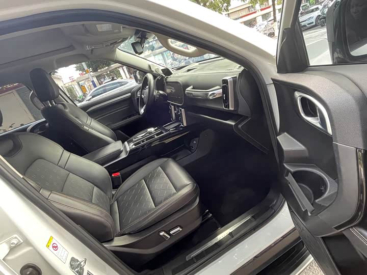 Фото 8 - Haval Dargo