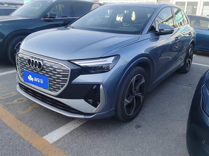 Фото 1 - Audi Q4 e-tron