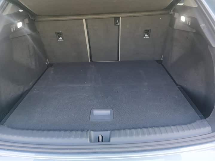 Фото 4 - Audi Q4 e-tron