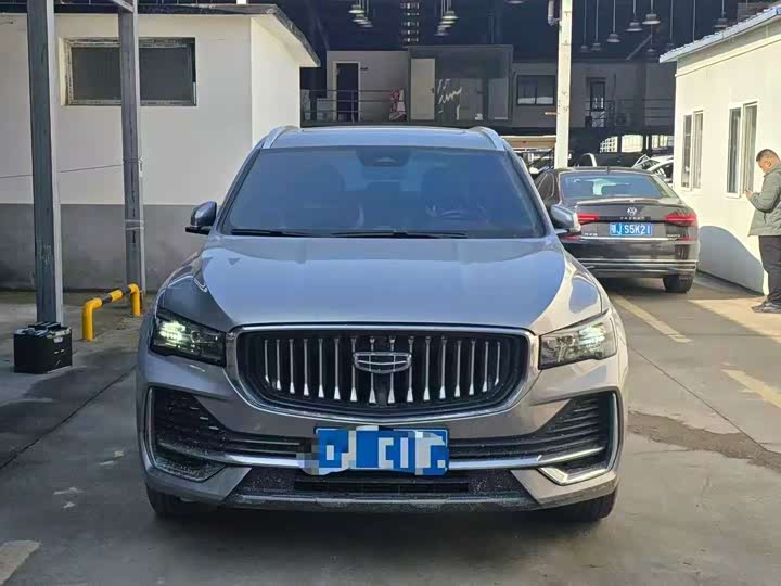 Фото 2 - Geely Monjaro