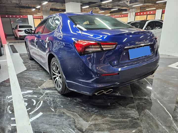 Фото 4 - Maserati Ghibli