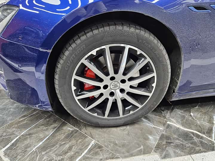 Фото 7 - Maserati Ghibli