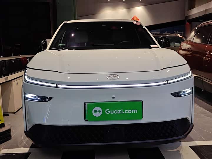 Фото 3 - Toyota bZ3X