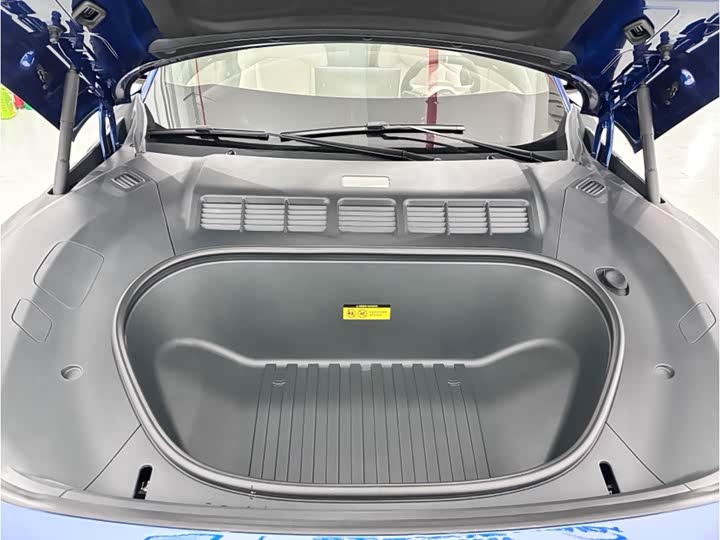 Фото 7 - Xiaomi YU7