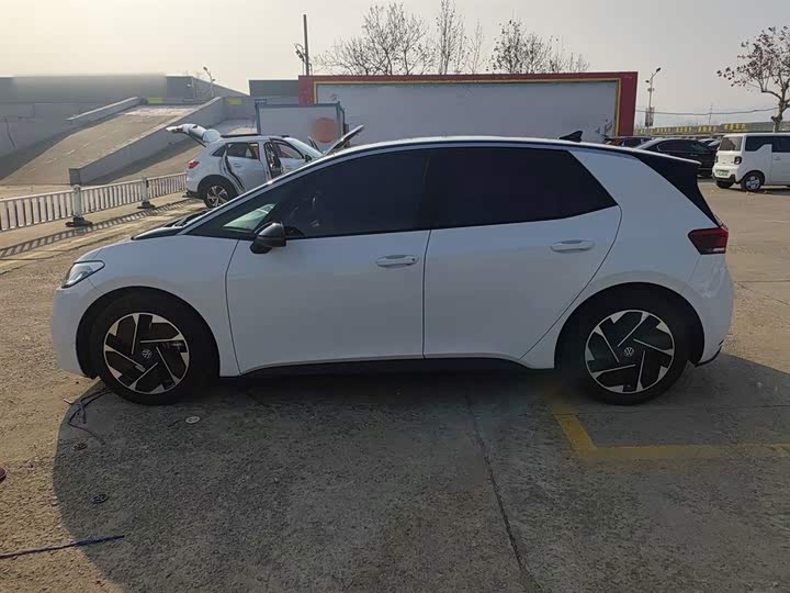 Фото 5 - Volkswagen ID.3