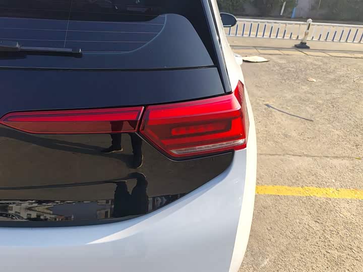 Фото 8 - Volkswagen ID.3