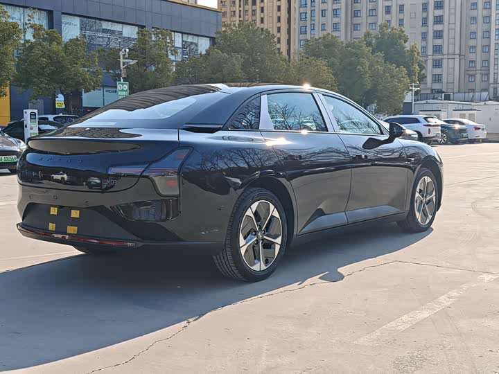 Фото 8 - XPeng Mona M03