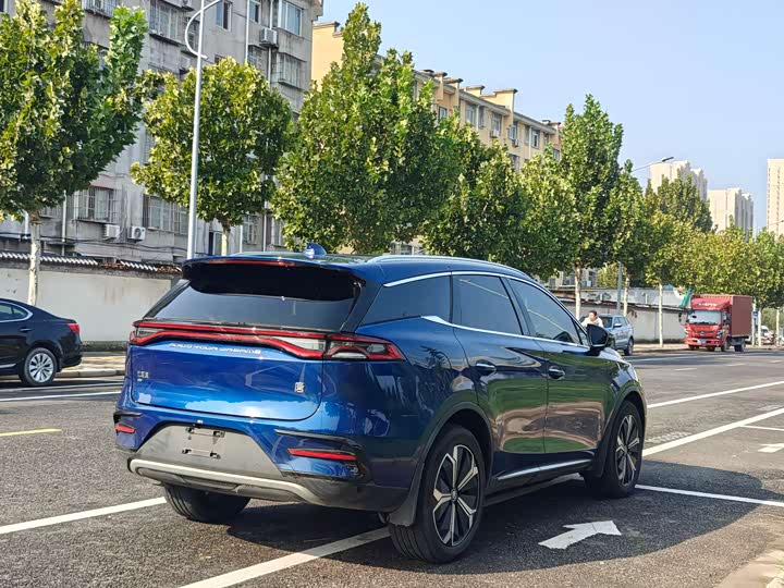 Фото 5 - BYD Tang Hybrid/EV