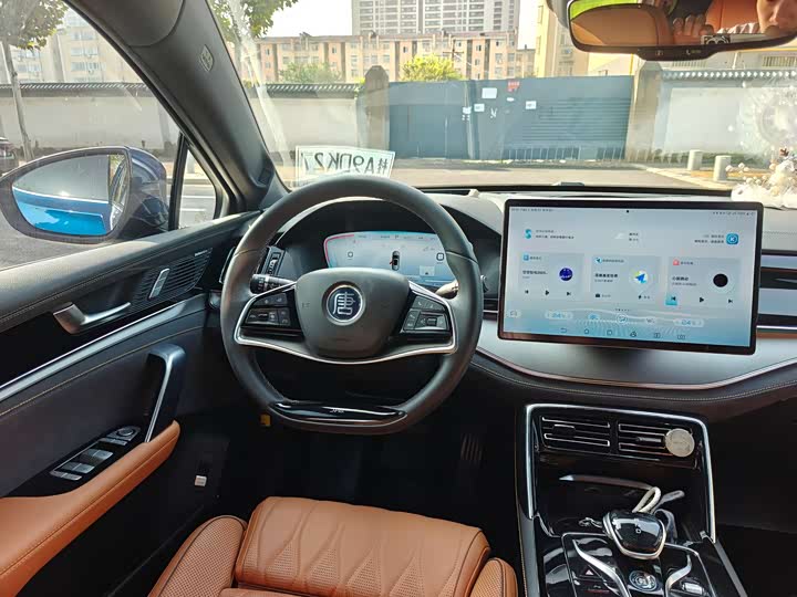 Фото 9 - BYD Tang Hybrid/EV