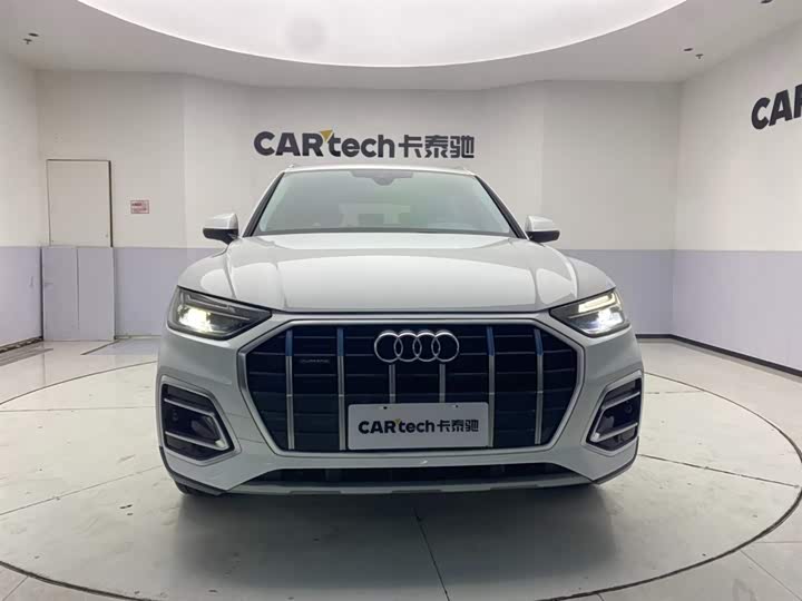 Фото 3 - Audi Q5L