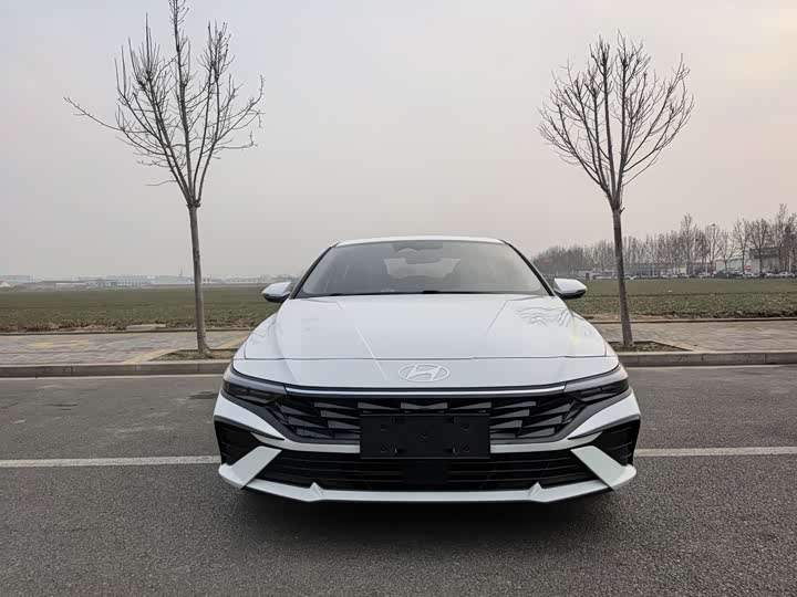 Фото 2 - Hyundai Elantra N line