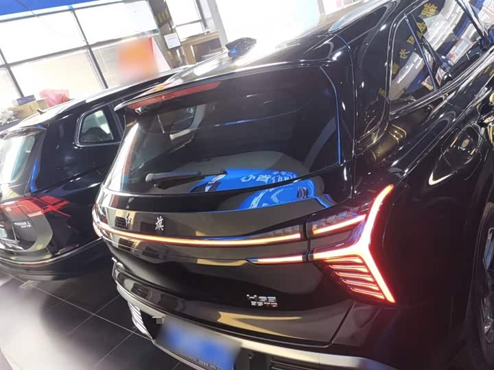 Фото 6 - Hongqi HS3