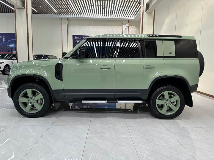 Фото 5 - Land Rover Defender