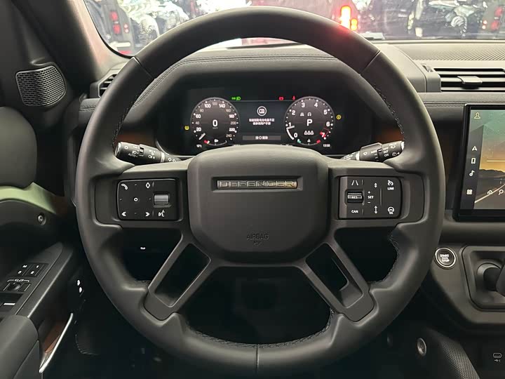 Фото 9 - Land Rover Defender