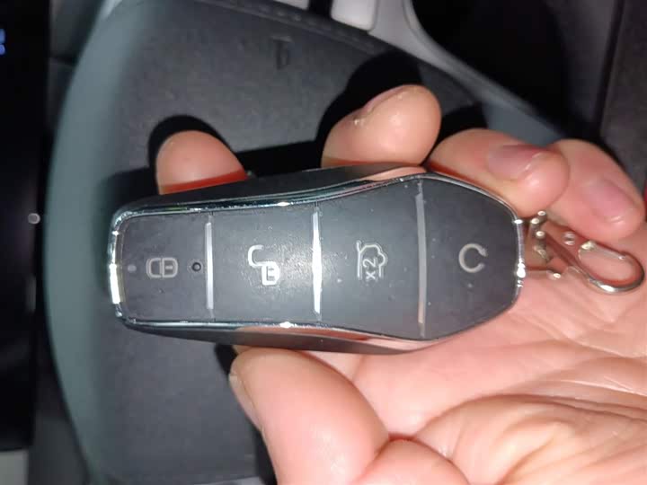 Фото 9 - BYD Qin Plus