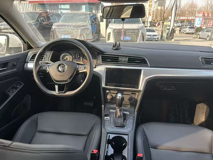 Фото 6 - Volkswagen Lamando L