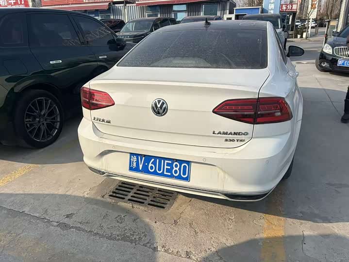 Фото 8 - Volkswagen Lamando L