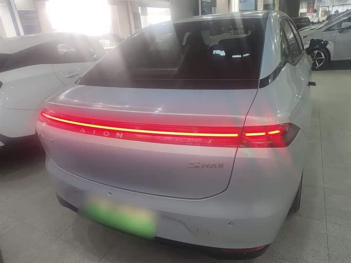 Фото 6 - GAC Aion S Max