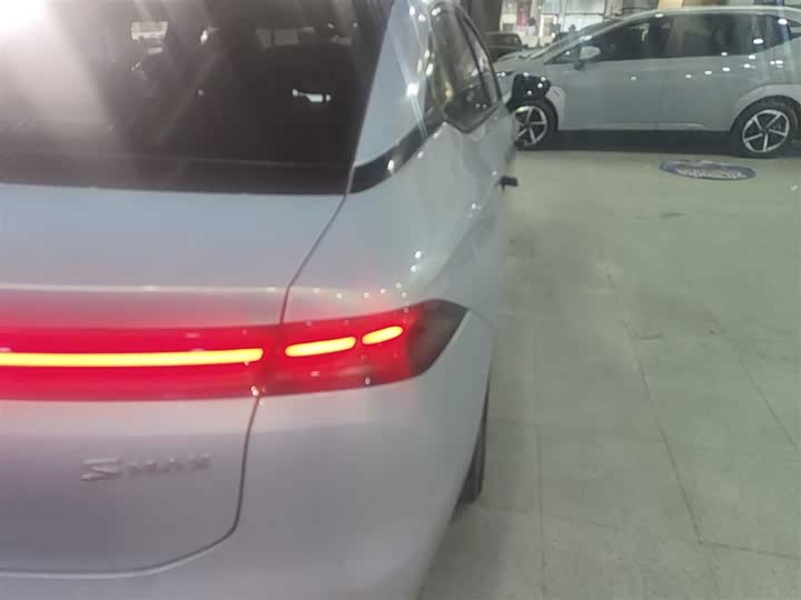 Фото 8 - GAC Aion S Max