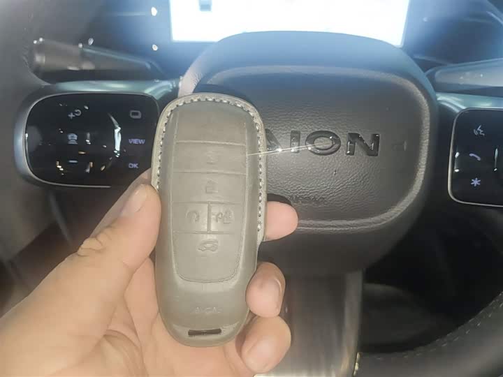 Фото 9 - GAC Aion S Max